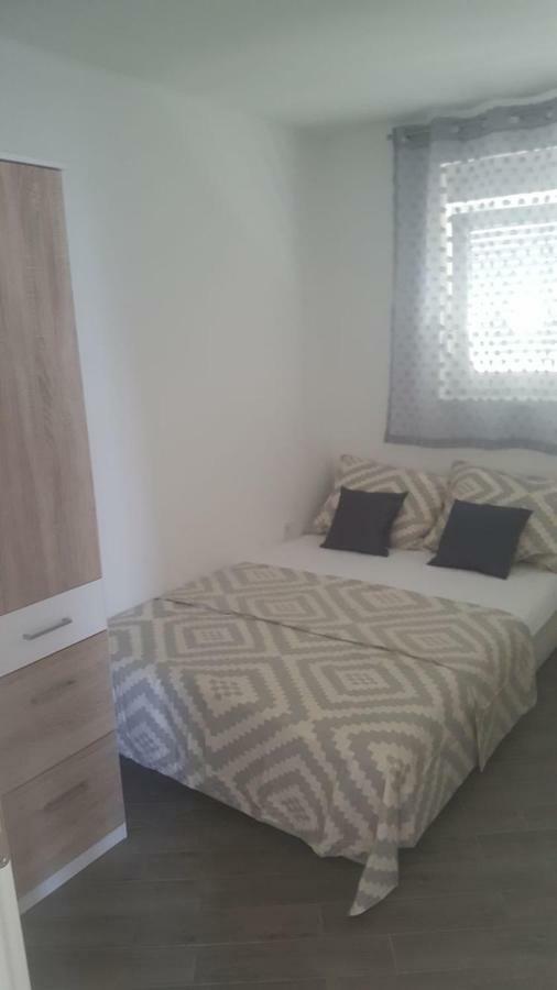 Apartments Venerea Нин Экстерьер фото